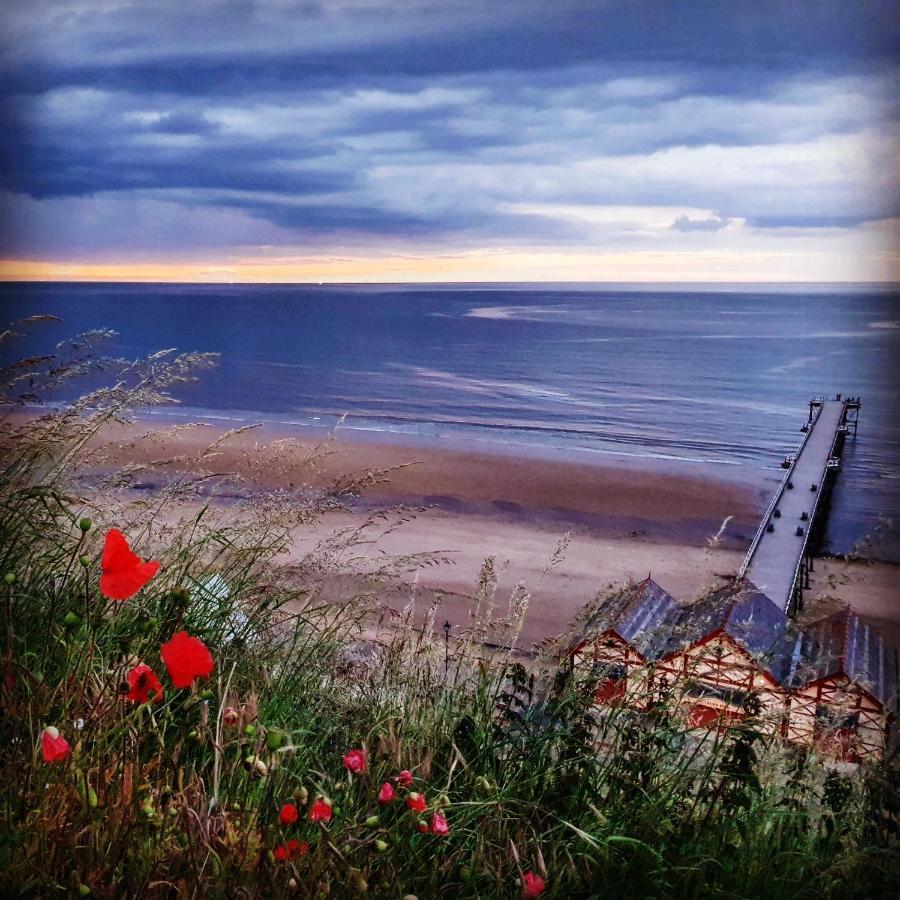 Вилла Coastal Escape In The Heart Of Saltburn Экстерьер фото